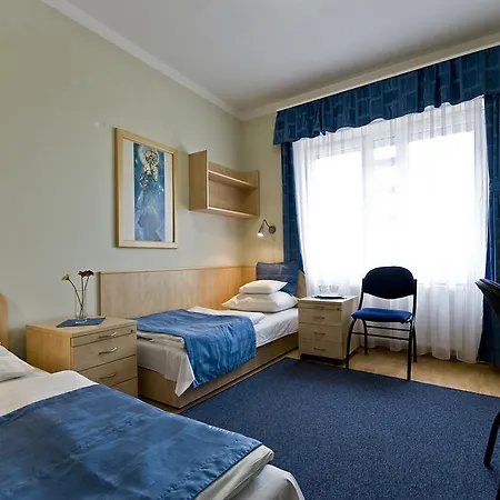 Hotell Kerpely Dunaújváros